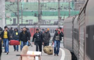 Дударев С.Л. Миграция с Северного Кавказа в большую Россию: вызов новых поколений // Миграционные процессы и толерантность: история и современность. Материалы внутривузовской студенческо-преподавательской конференции. – Армавир: АГПА; Дизайн-студия Б, 2013. – С.55-63.